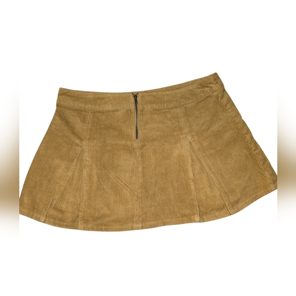 Womens Wild Fable Stylish Tan Corduroy Skirt, Size Xl, NWT!! - Picture 3 of 4